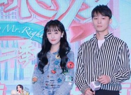 娱乐吃瓜小甜甜,揭秘明星们的甜蜜生活与幕后故事